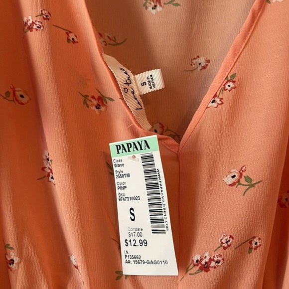 Love Tree - NWT Papaya Flutter Sleeve Crop Top - Picture 4 of 6